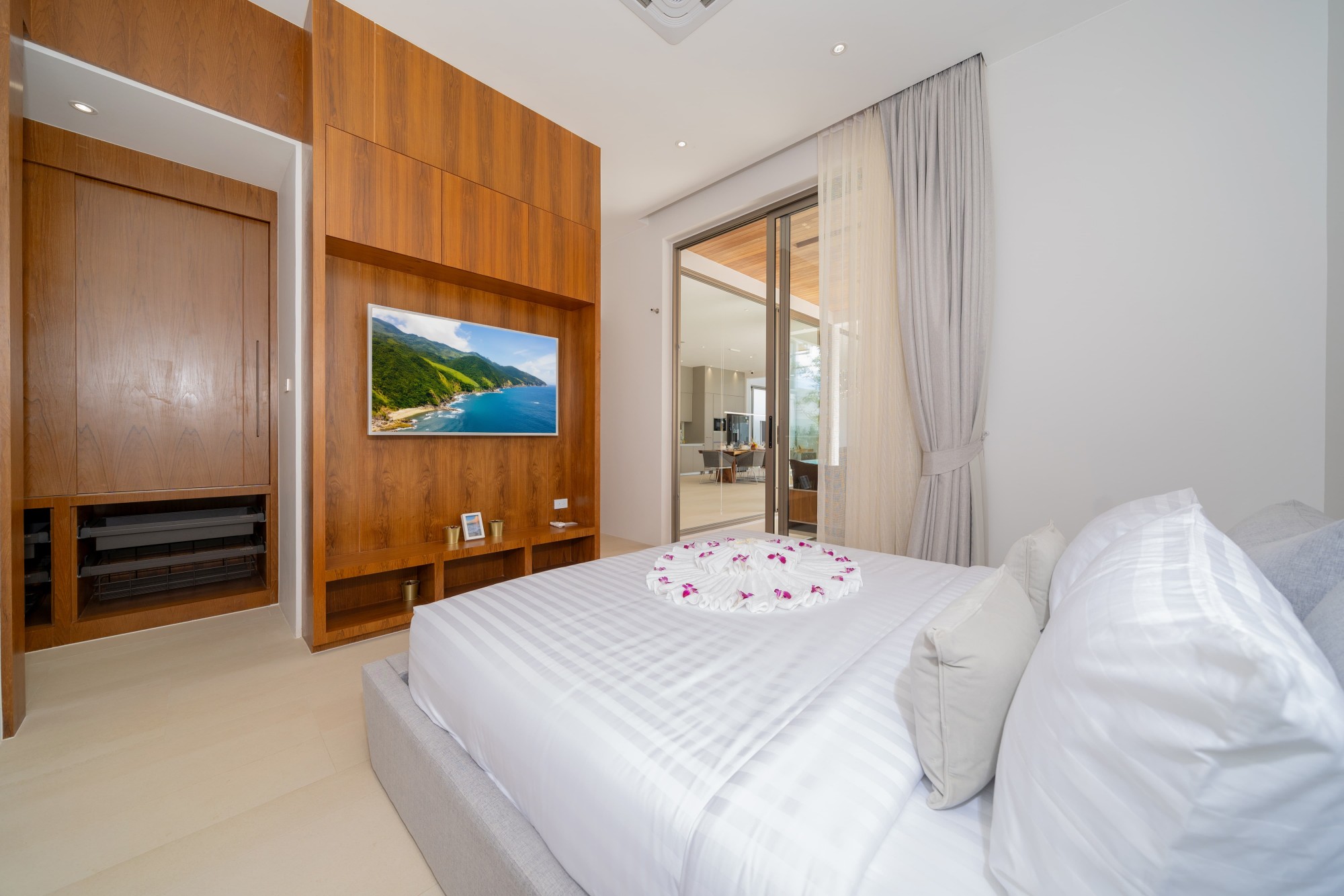 Trinity Lux Villa -C2